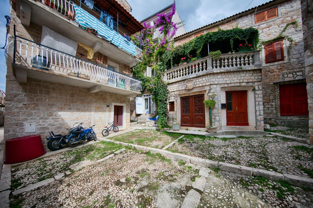 B&B Villa Вис Экстерьер фото
